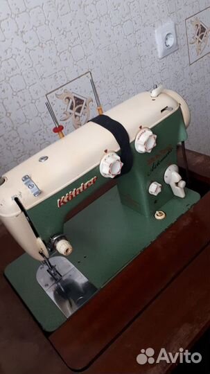 Швейная машинка