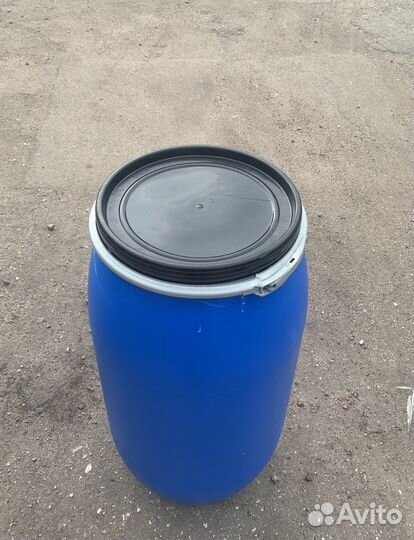 Бочки пластиковые 177 литров