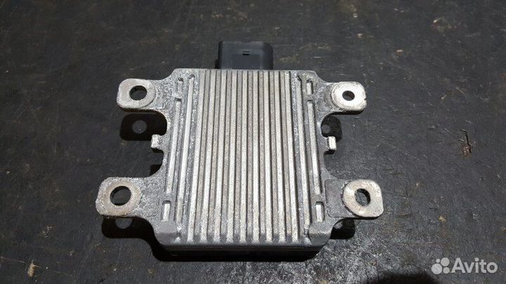 Блок электронный Porsche Cayenne 958 M4852 2011