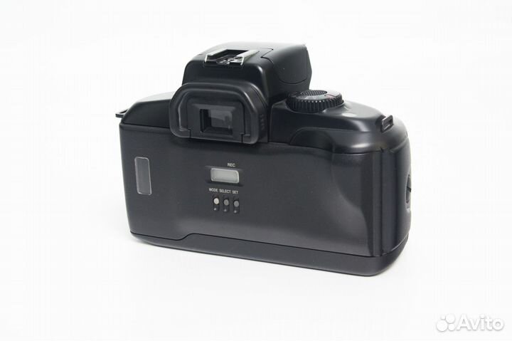 Canon EOS 700 QD