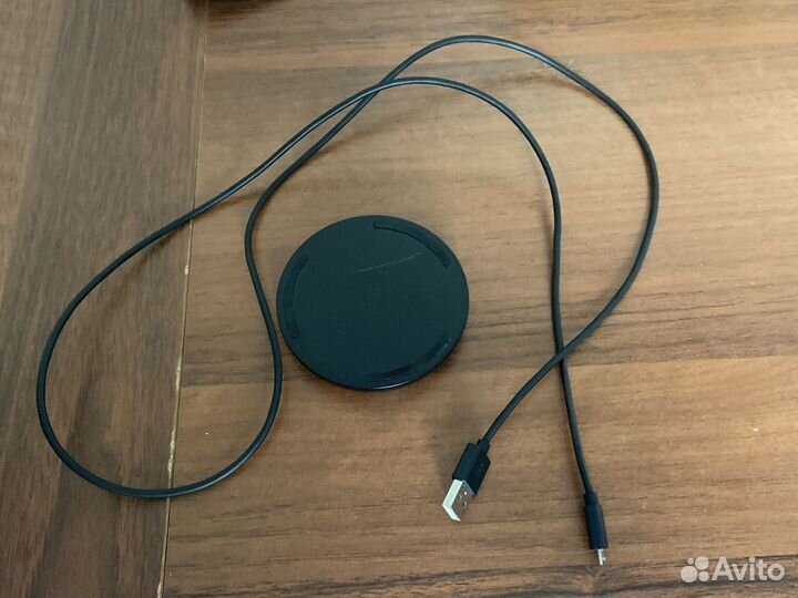 Беспроводная зарядка для iPhone