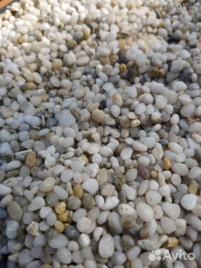 Камушки для аквариума и поделок, грунт для цветов