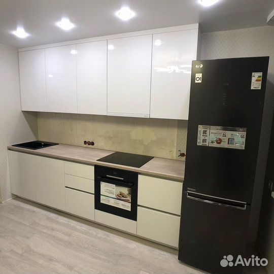 Кухни современные Яркость