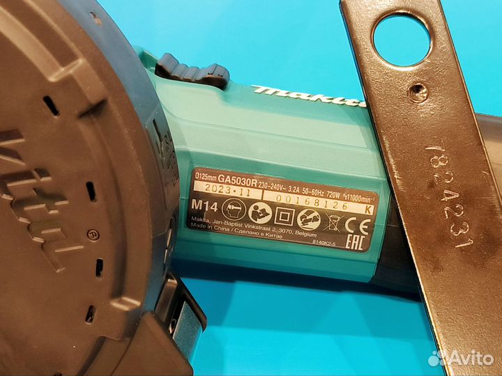 Болгарка Makita GA5030RK 125 мм 720W (New Version)
