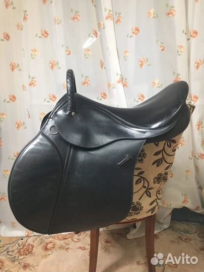 Амуниция для лошади: седло, железо, попоны