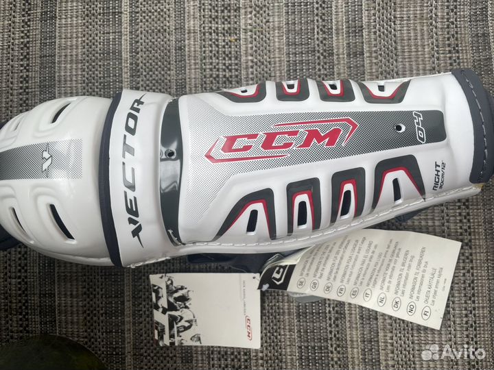 Хоккейные щитки CCM vector 04