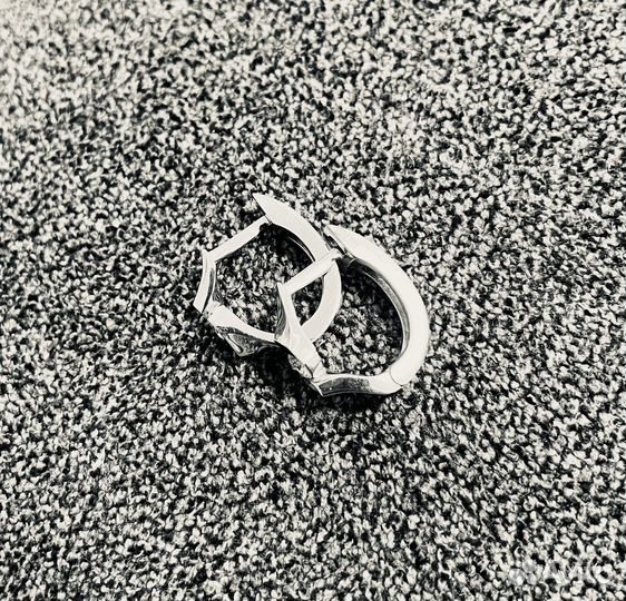 Серьги золотые с бриллиантами