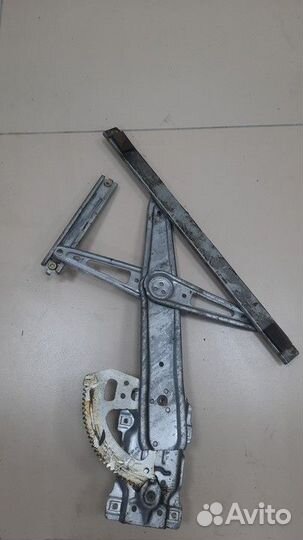 Стеклоподъемник механический передний правый