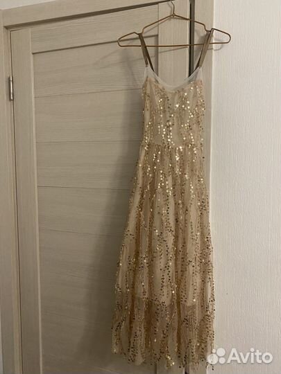 Вечернее платье