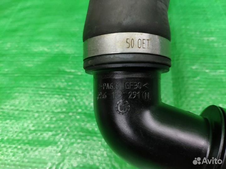 Патрубок системы охлаждения Volkswagen Touareg