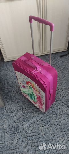 Детский чемодан для девочки