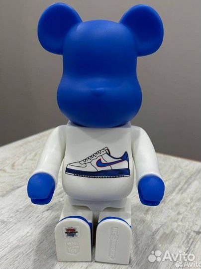 Фигурка Bearbrick 400 Nike