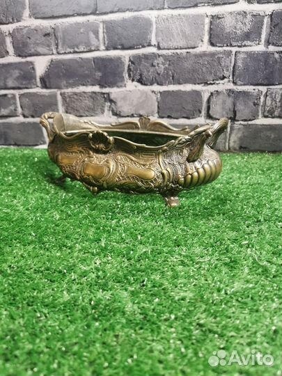 Жардиньерка в стиле Рококо