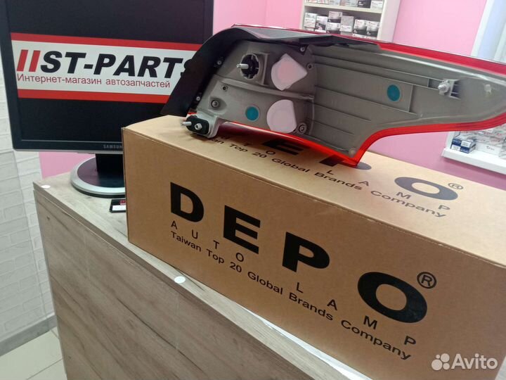 Фонарь задний левый ford focus 3