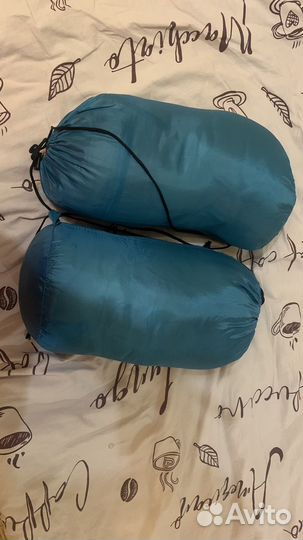 2 спальника (спальных мешка)