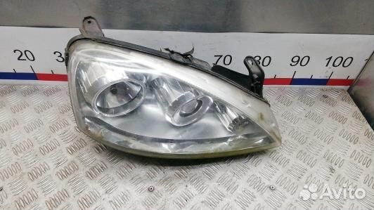 Фара правая opel corsa C (YBE06MU01)