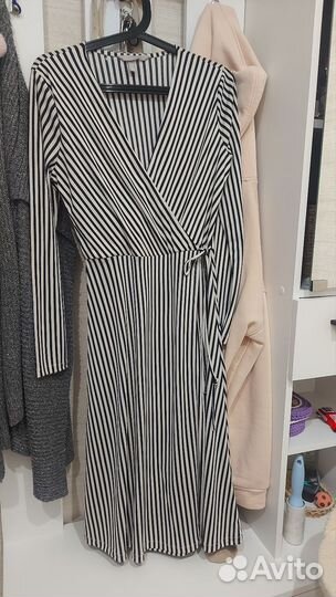 Платье женское 42 44