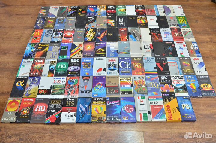 Коллекция видеокассет 103 шт. разные