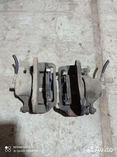 Суппорт передний L/R хендай элантра XD