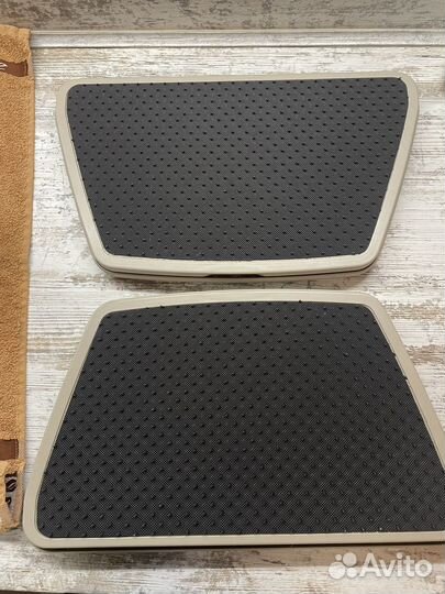 Подставка под ноги Audi