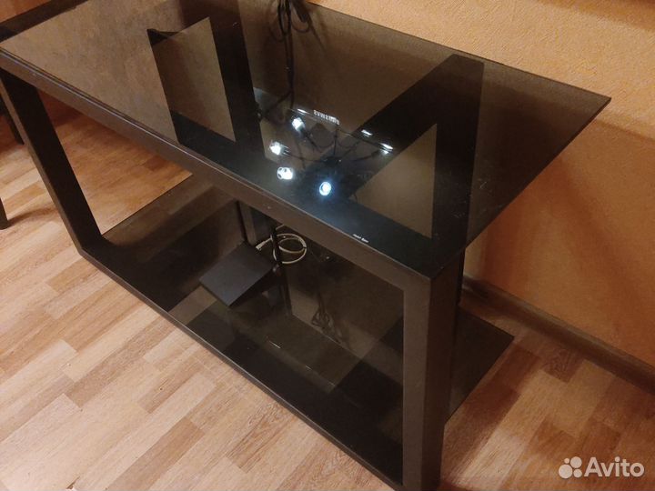 Тумба под тв черное стекло