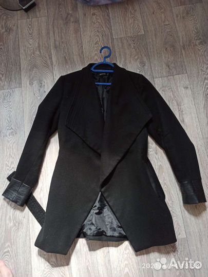 Пальто Stradivarius