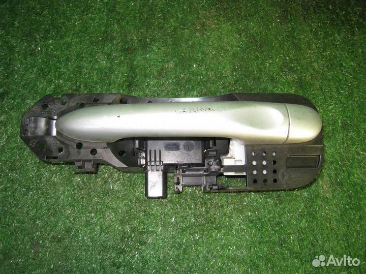 Ручка наружная двери задней левой Renault Megane