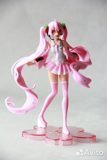 Аниме-фигурка Pink Sakura Miku (Хацунэ Мику)
