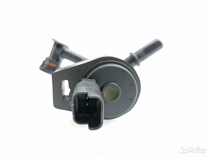 Клапан вентиляции топливного бака Peugeot 207