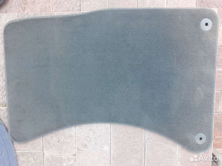 Автомобильные коврики ворсовые