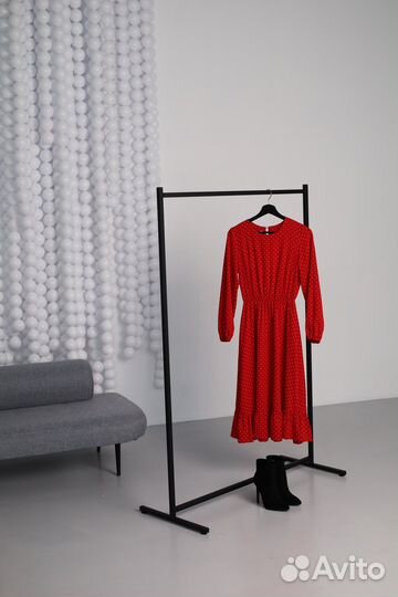 Рейл Вешалка для одежды напольная металлическая