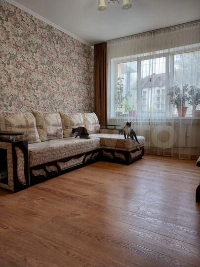 2-к. квартира, 56 м², 1/16 эт.