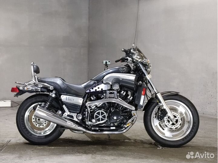 Yamaha V - Max 1200