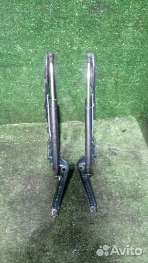 Петля крышки багажника BMW 5 серия