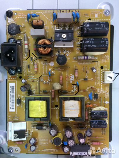 Платы питания для ремонта телевизоров с разборки