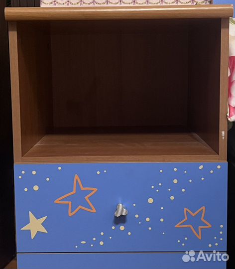 Тумба прикроватная