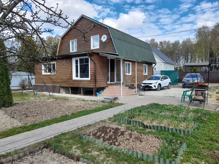 Коттедж 150 м² на участке 6 сот.