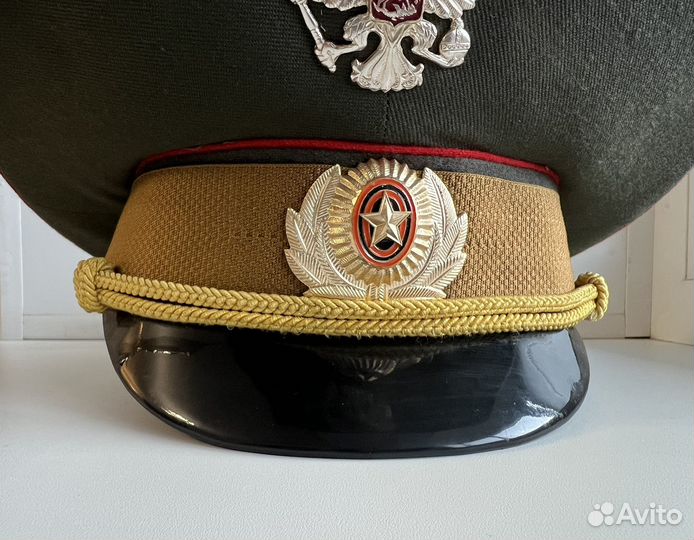 Фуражка офицерская военная,57 размер