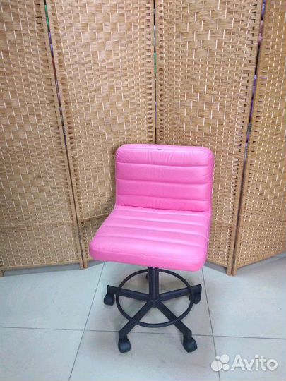 Стул для мастера. Кресло Новое. Россия