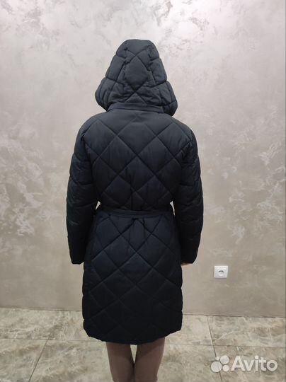 Пуховик женский 44 Зарина