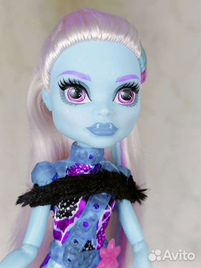 Кукла Монстер Хай Эбби Боминейбл вечеринка