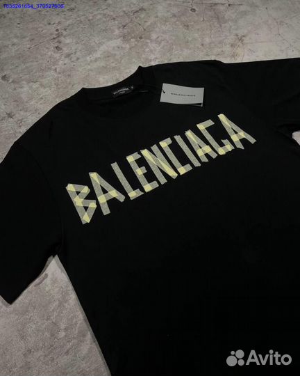 Футболка Balenciaga