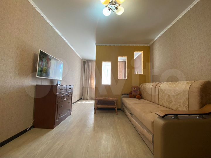 1-к. квартира, 43 м², 3/10 эт.