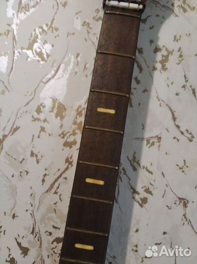 Гриф бас гитара (колки, электрогитара)