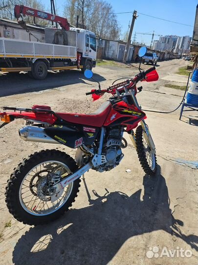 Мотоцикл Honda XR250