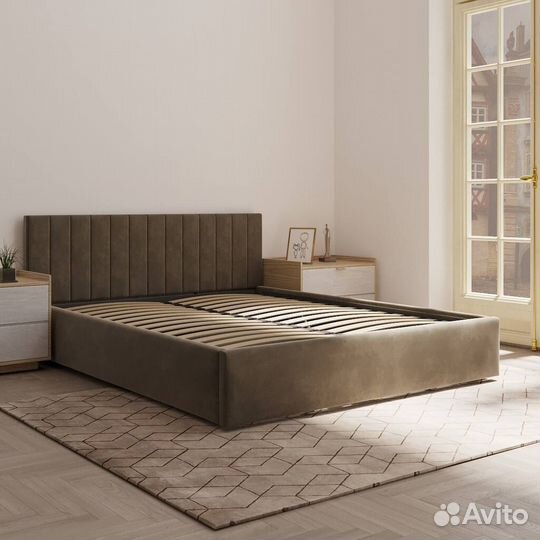 Кровать с подъёмным механизмом и матрасом