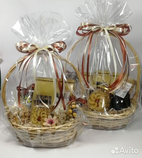 Корзина с чаем/кофе и мёдом учителю