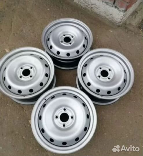 Новые штампованные диски на Kia rio solaris