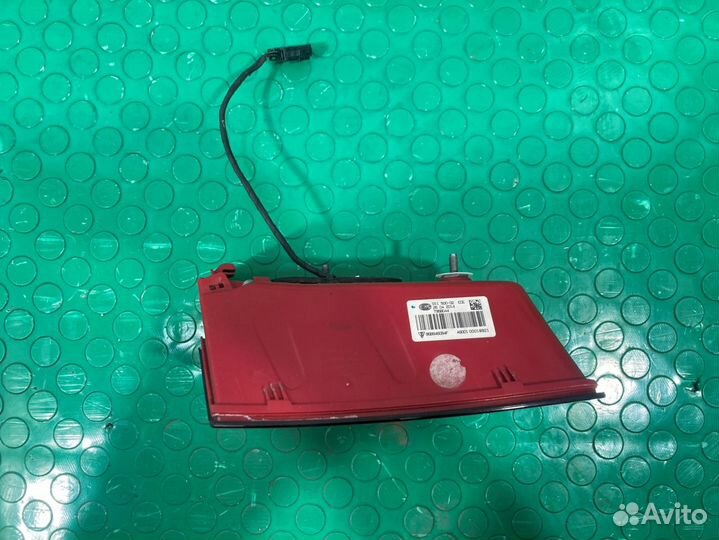 Фонарь крышки багажника задний правый Porsche