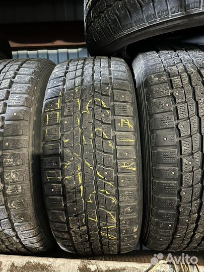 Dunlop SP Winter Ice 01 235/55 R17 99T